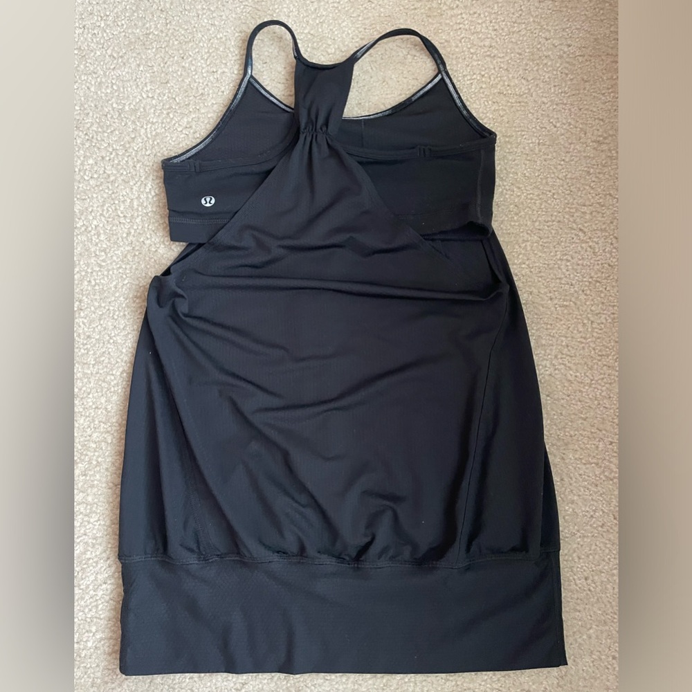 Lululemon Tank with Built-In Sports Bra - Picture 2 of 4